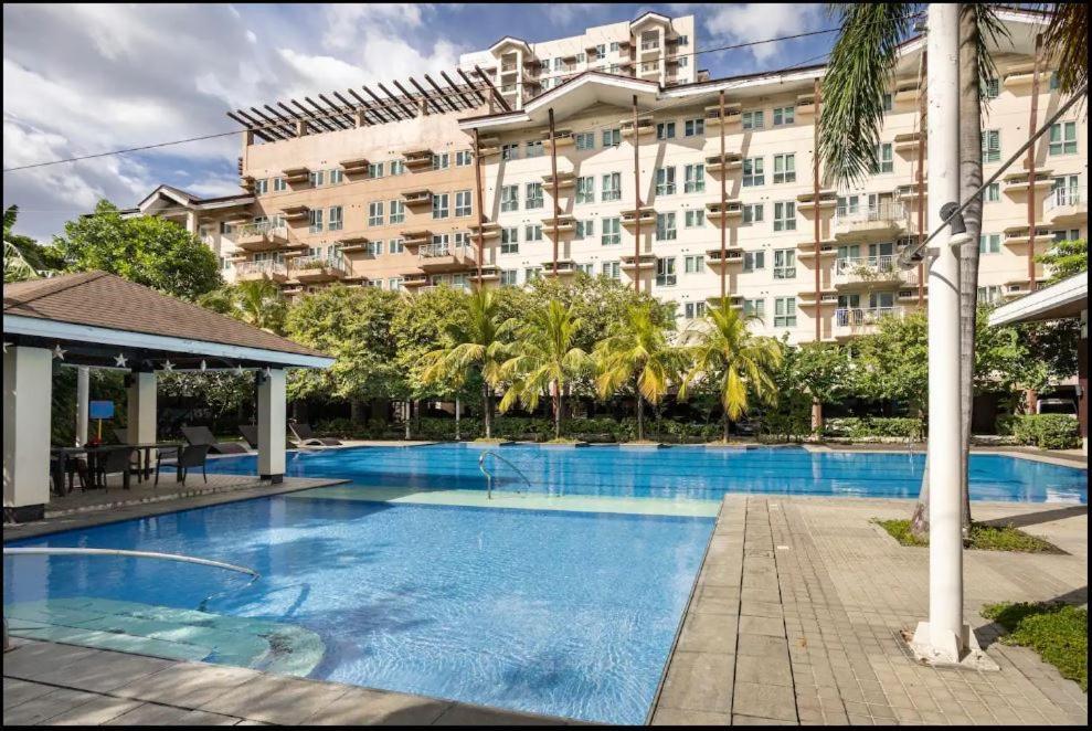 A Refreshing Condo Unit Near Bgc, Ortigas & Makati With Netflix And Wifi มะนิลา ภายนอก รูปภาพ